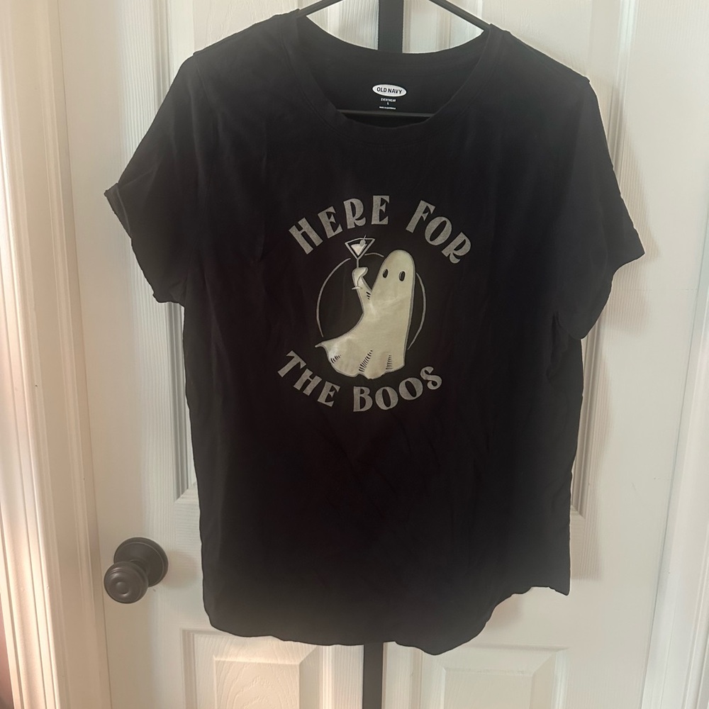 HALLOWEEN Glow in Dark Old Navy Black Boo Tee